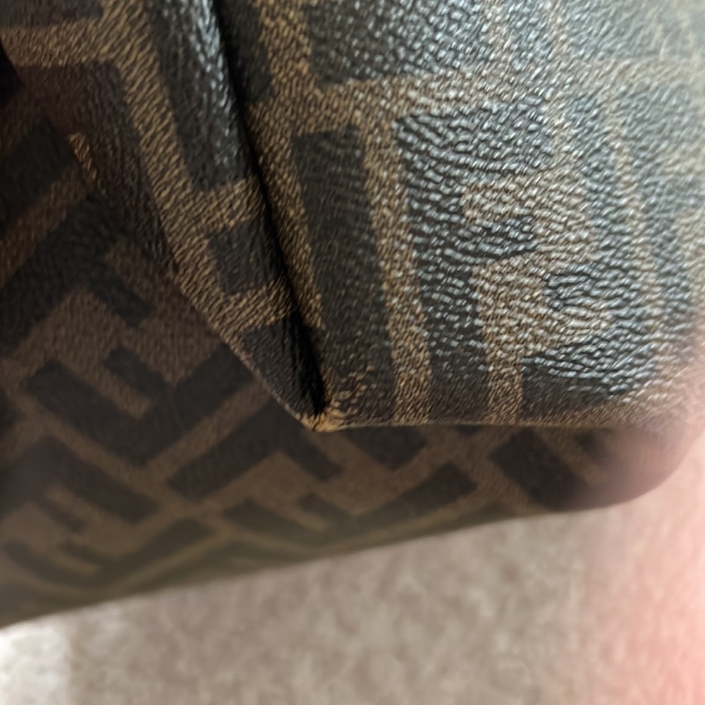 Large Fendi zucca Roll Tote - Picture 4 of 12